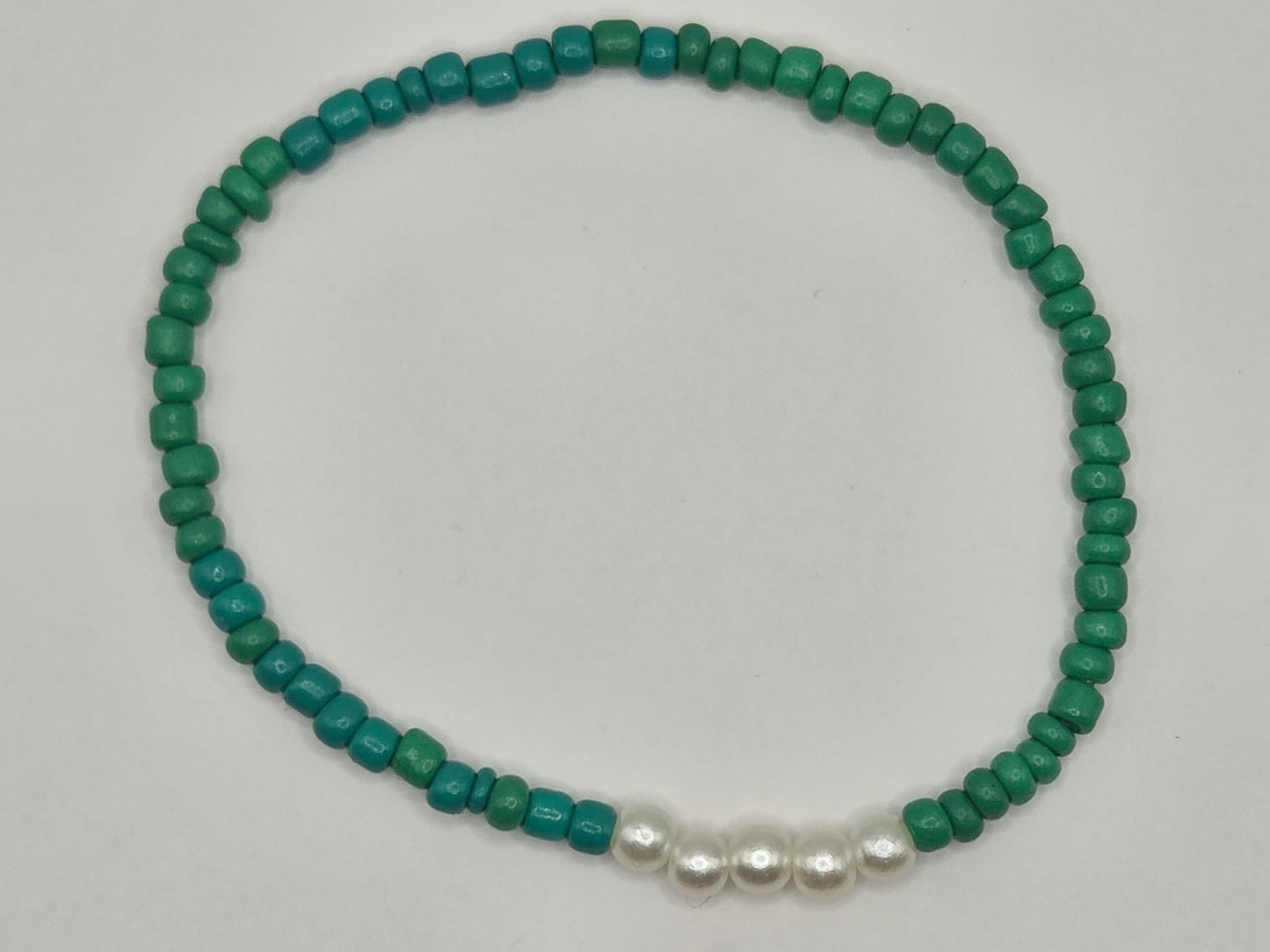 Handmade bracelet in dark green