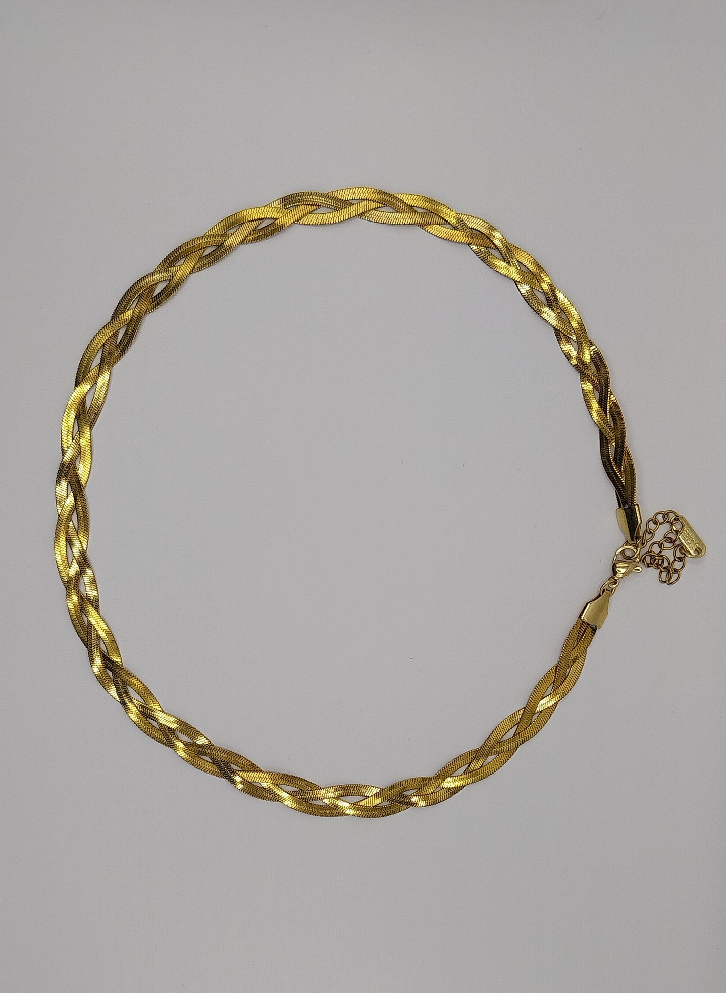 Modern stainless steel snake-style necklace – gold color
