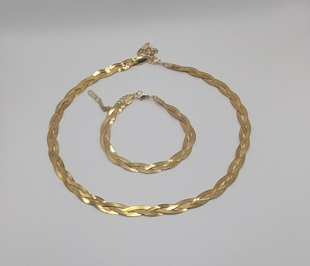 Modern stainless steel snake-style necklace – gold color