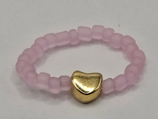 💗 Handgemachter Ring mit pinken Perlen & Herz – verspielt & romantisch