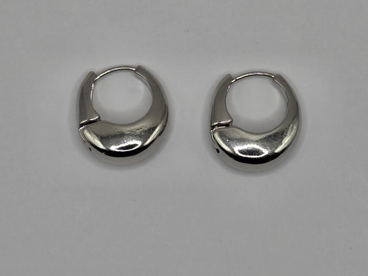 🖤 Statement-Creolen aus Edelstahl – Bold, Trendy & Unübersehbar