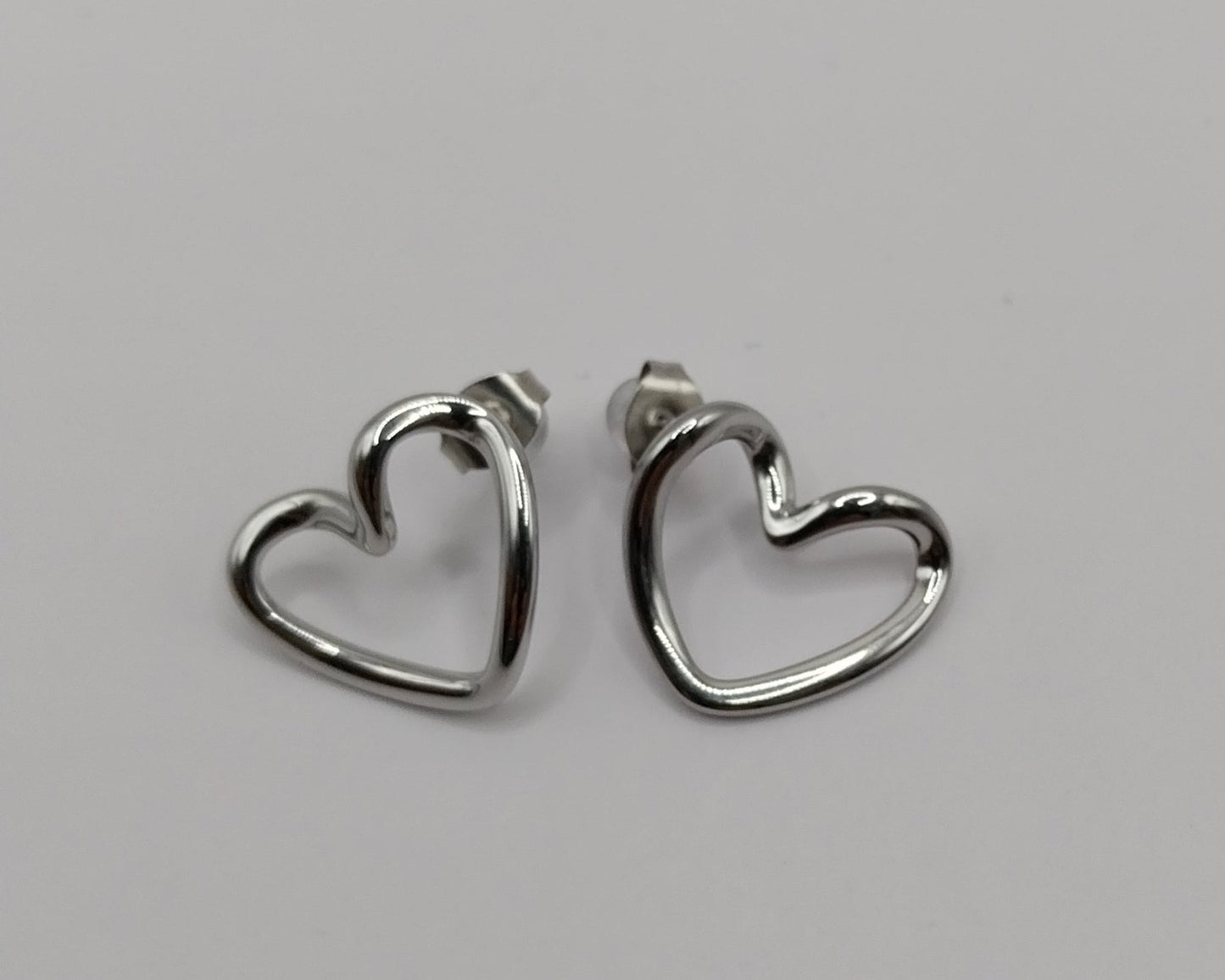 Herzförmige Ohrringe aus Edelstahl 304| Farbe: Silber
