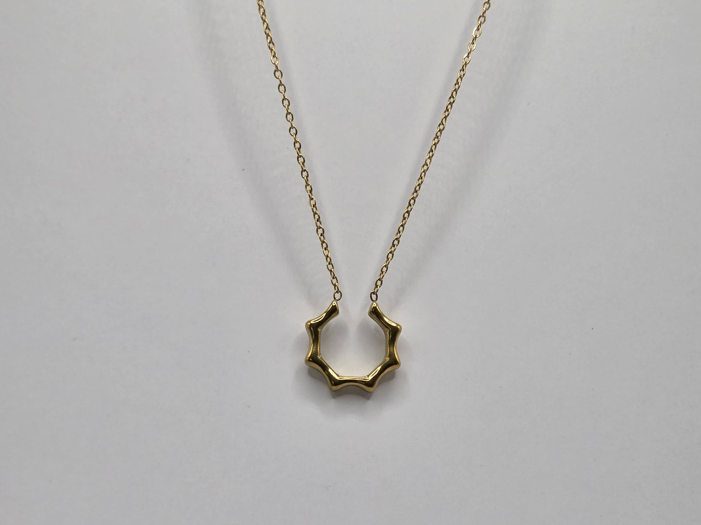 π Minimalist star necklace made of 316L stainless steel β simple, stylish & timeless