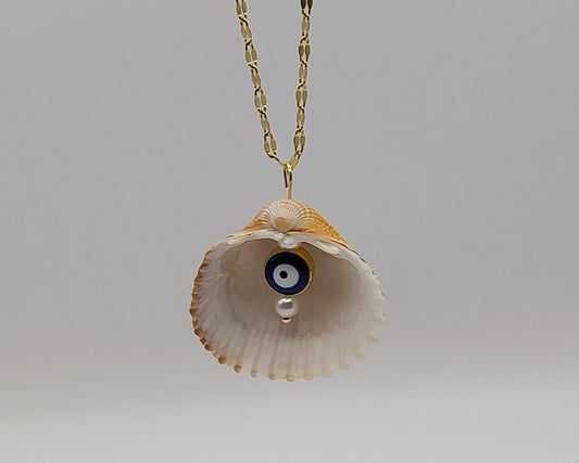 Muschel-Halskette mit Nazar-Anhänger – handgemacht & schützend
