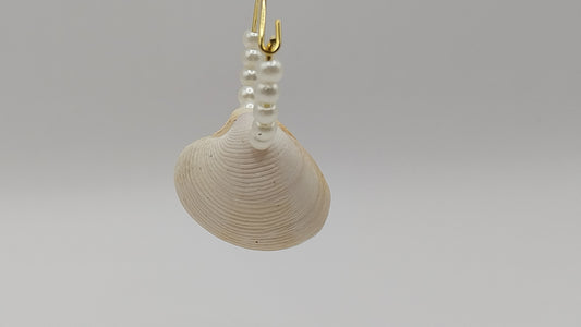 Muschel-Ohrringe mit Perlen – handgemacht