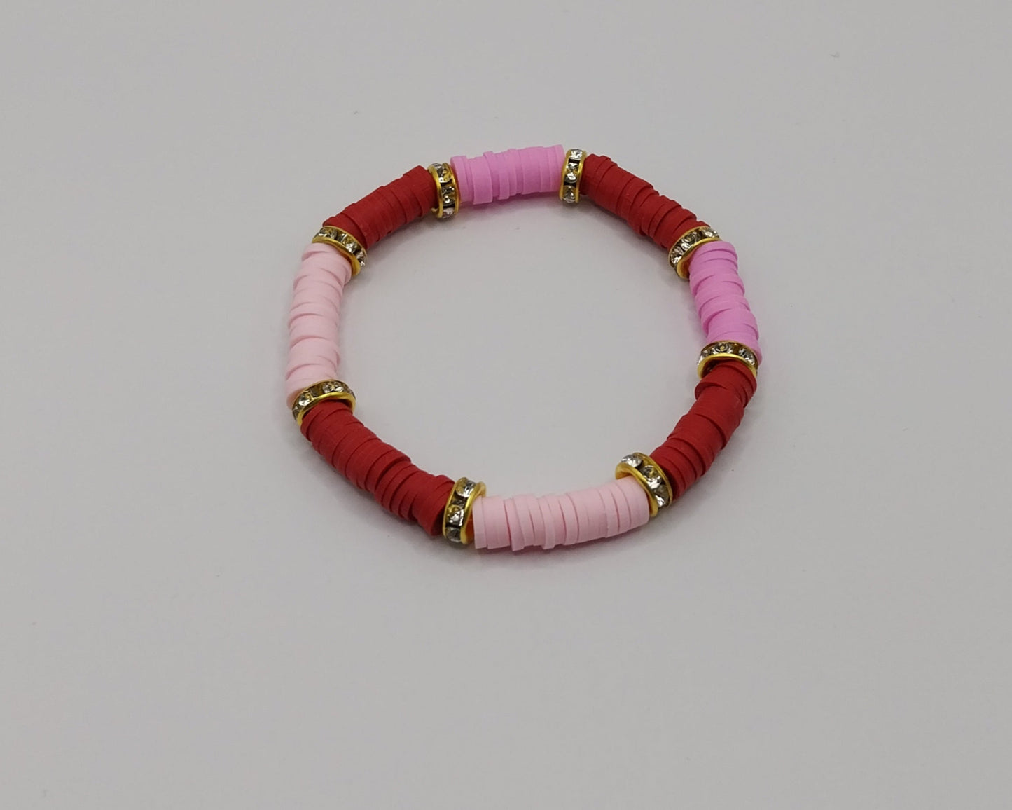 💖 Handgemachtes Armband – Pink, Lila & Rot mit Goldakzenten 💖