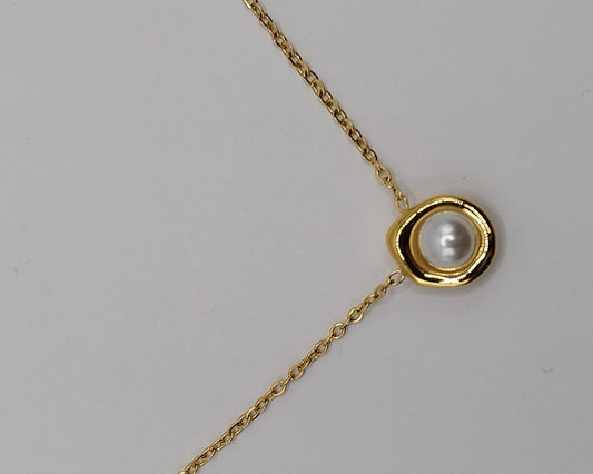 Halskette – Goldfarbene Perlenkette aus Edelstahl