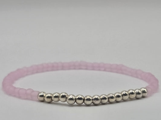 Delicate, feminine &amp; handmade – bracelet in soft pink