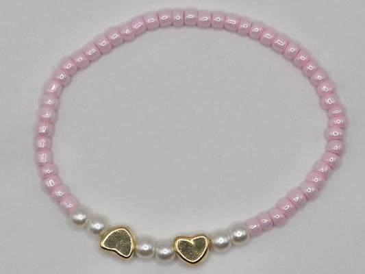 Delicate &amp; full of love – handmade bracelet in pink with heart details