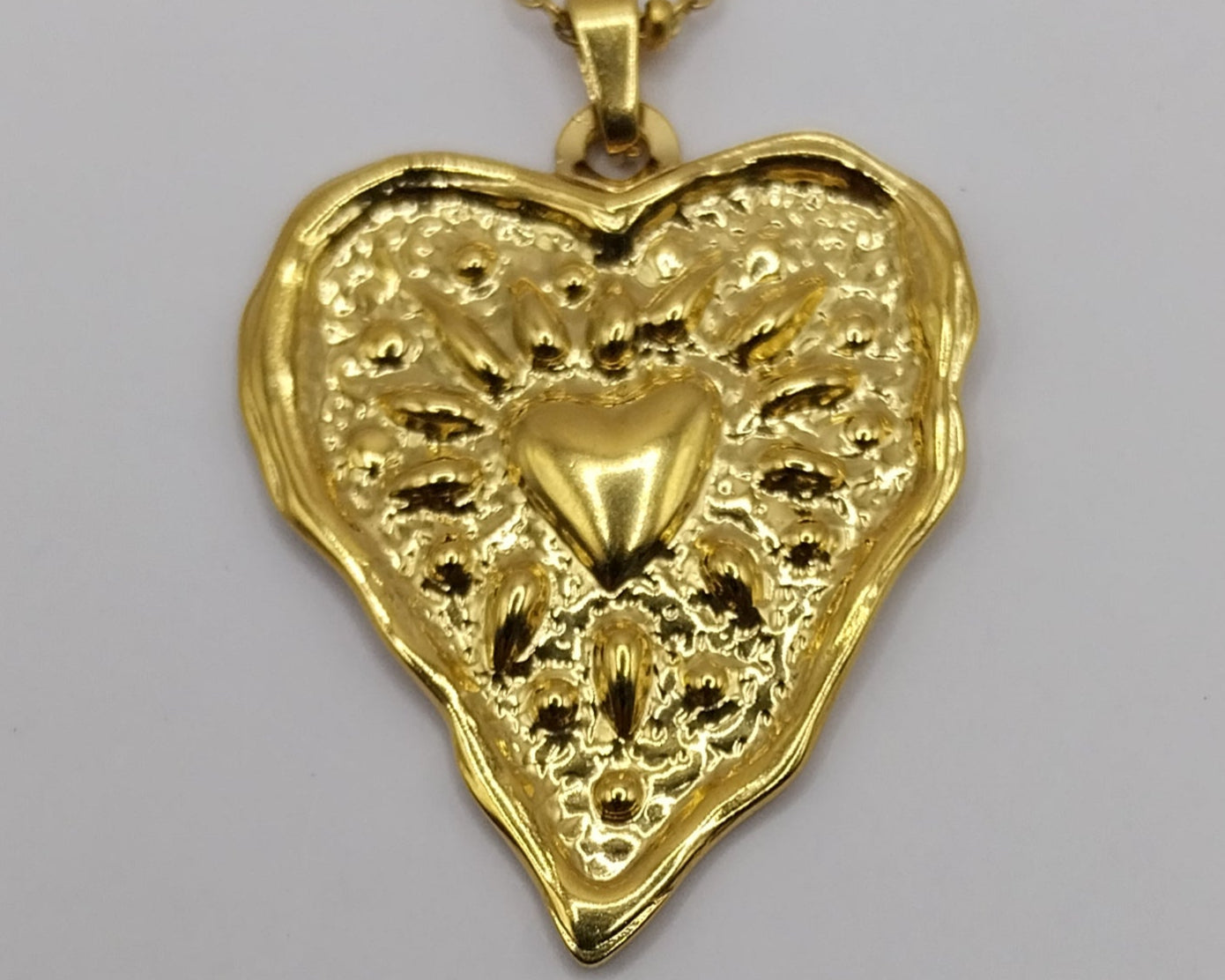 ❤️ Stainless steel necklace with large heart pendant 