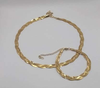 Modern stainless steel snake-style necklace – gold color