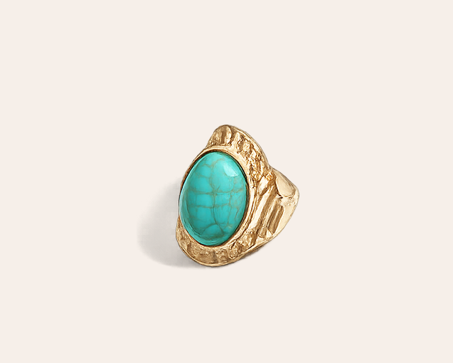 Ring with turquoise stone