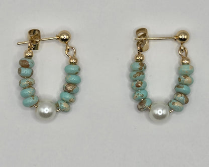 🌴 Light holiday vibes – fashionable earrings with pearls and natural stone look