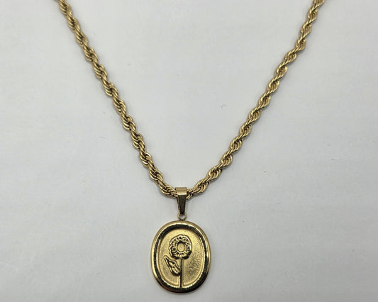 🌸Stainless steel necklace with flower pendant