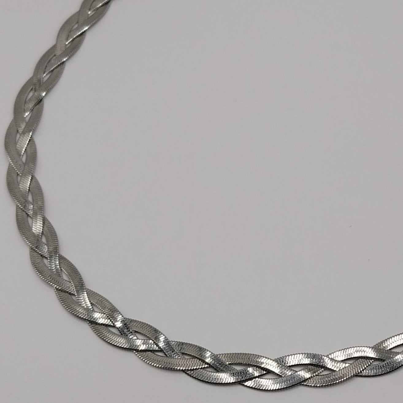 Moderne Edelstahl-Halskette im Snake-Style – Silberfarbe