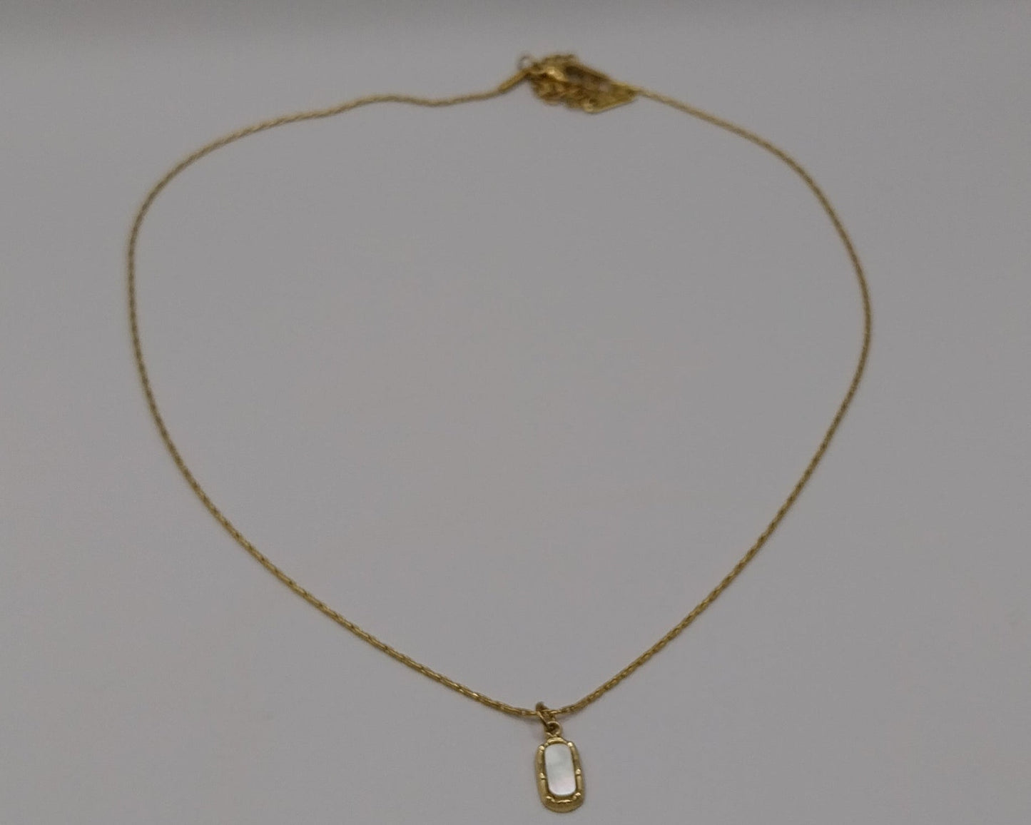 Edelstahl Halskette mit weißem Stein - Layering Kette für Damen