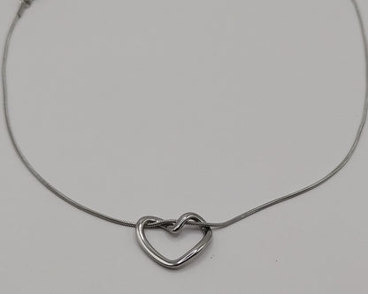 Halskette Mit Herz Anhänger| Farbe: Silber