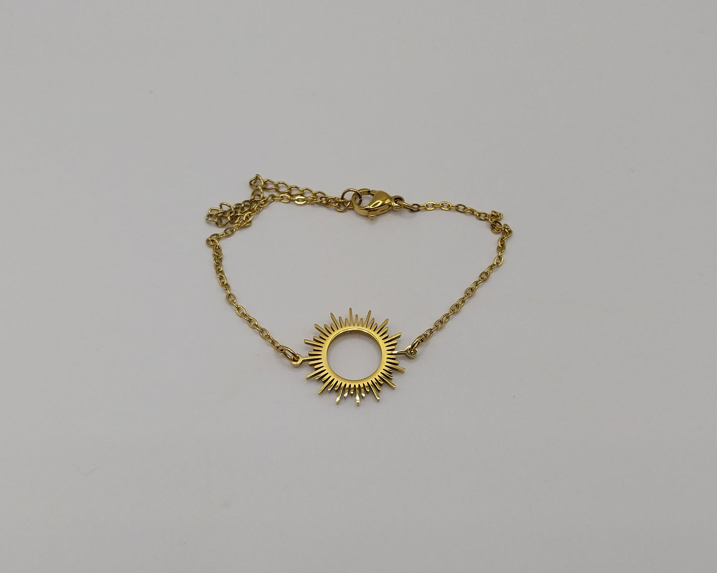 Edelstahl Armband mit Sonnenkreis – Boho Charm Armband für Damen