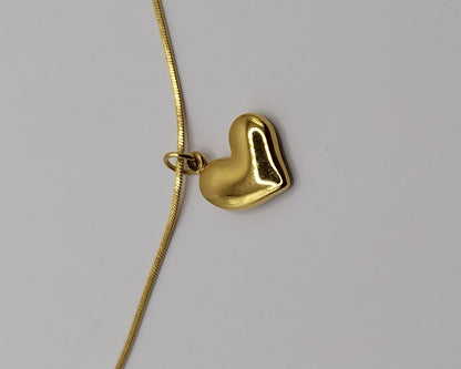 Damen-Halskette mit Herz-Anhänger aus Edelstahl – Goldfarben & wasserfest