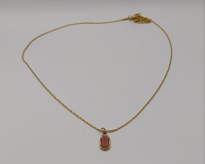 Edelstahl Halskette mit rotem Stein – Elegante Statement Kette