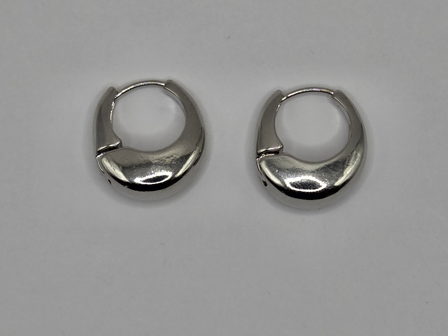 🖤 Statement earrings made of stainless steel – bold, trendy &amp; unmissable
