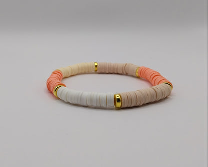 🌞 Handgemachtes Armband – Orange, Beige &amp; Gelb mit Goldakzenten 🌞