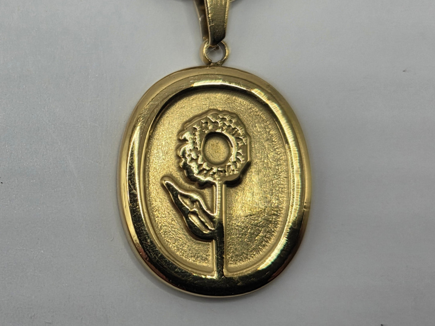 🌸Stainless steel necklace with flower pendant