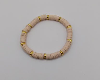 🌞 Handgemachtes Armband – Beige &amp; Gold für deinen Sommer-Look 🌞