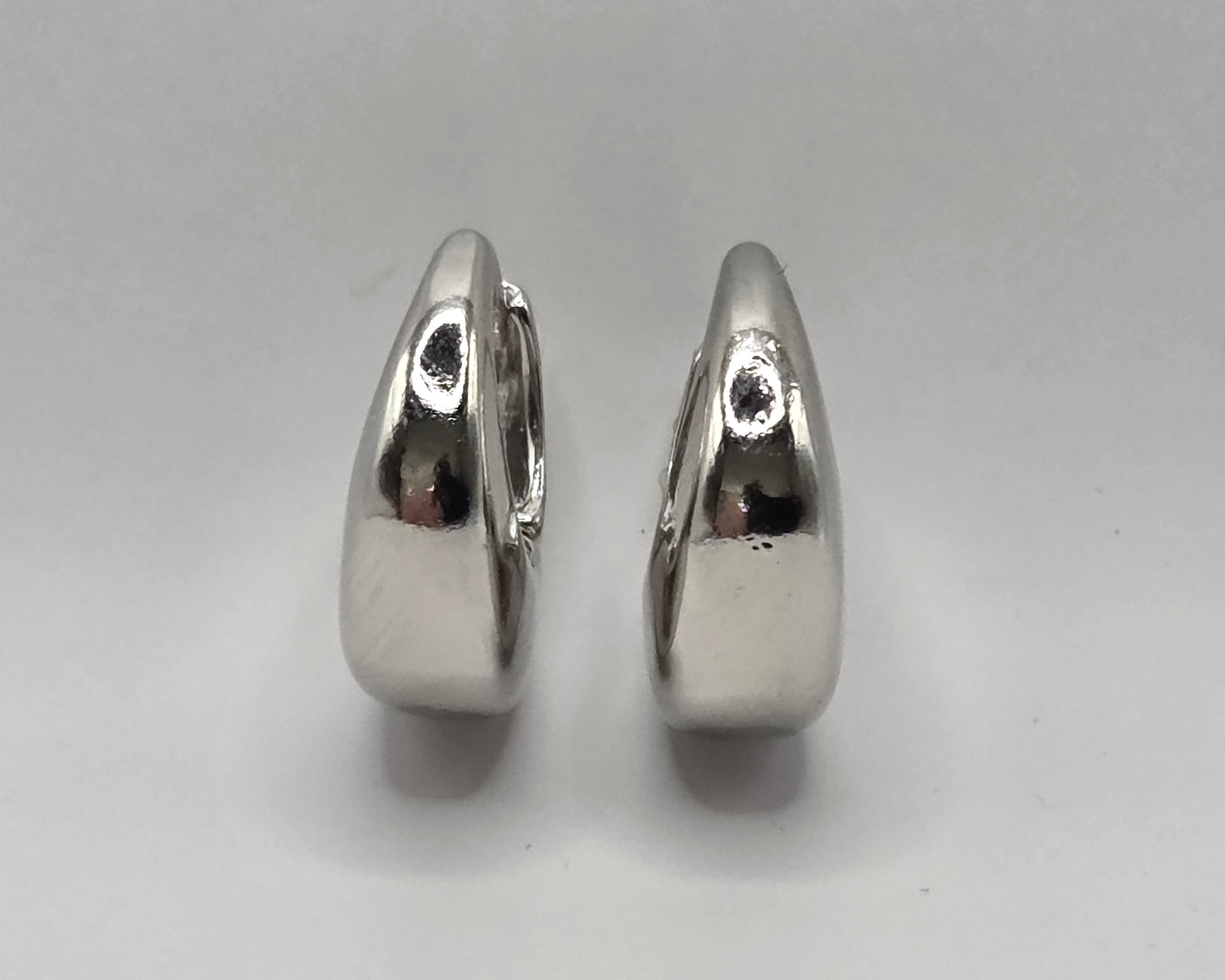 🖤 Statement earrings made of stainless steel – bold, trendy &amp; unmissable