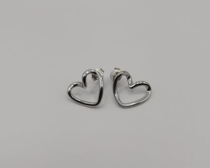 Herzförmige Ohrringe aus Edelstahl 304| Farbe: Silber