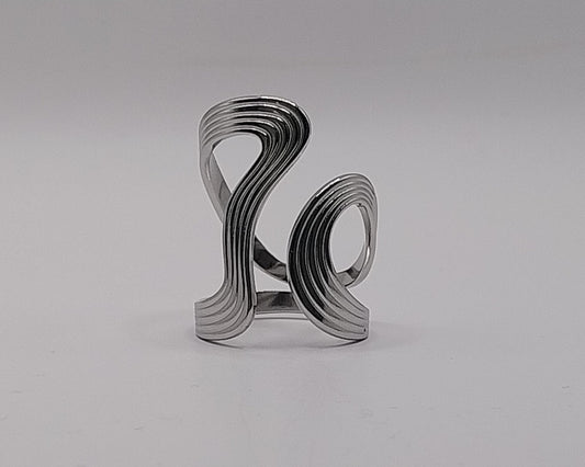 Großer Wellen Statement-Ring aus Edelstahl – Silber, Waterproof & Hypoallergen, Moderner Damenring