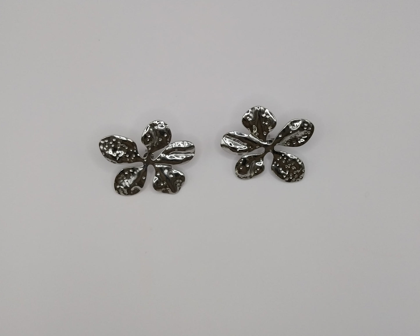 Klassische Blumen-Ohrringe aus Edelstahl 304 für Damen