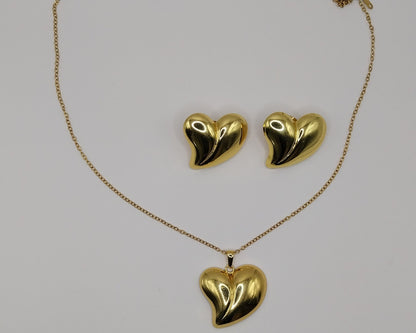 Schmuckset Damen – Goldfarbenes Herz Design (Halskette & Ohrringe)