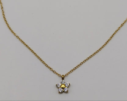 Edelstahl-Halskette mit Blumenanhänger – Goldfarben
