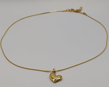 Damen-Halskette mit Herz-Anhänger aus Edelstahl – Goldfarben & wasserfest