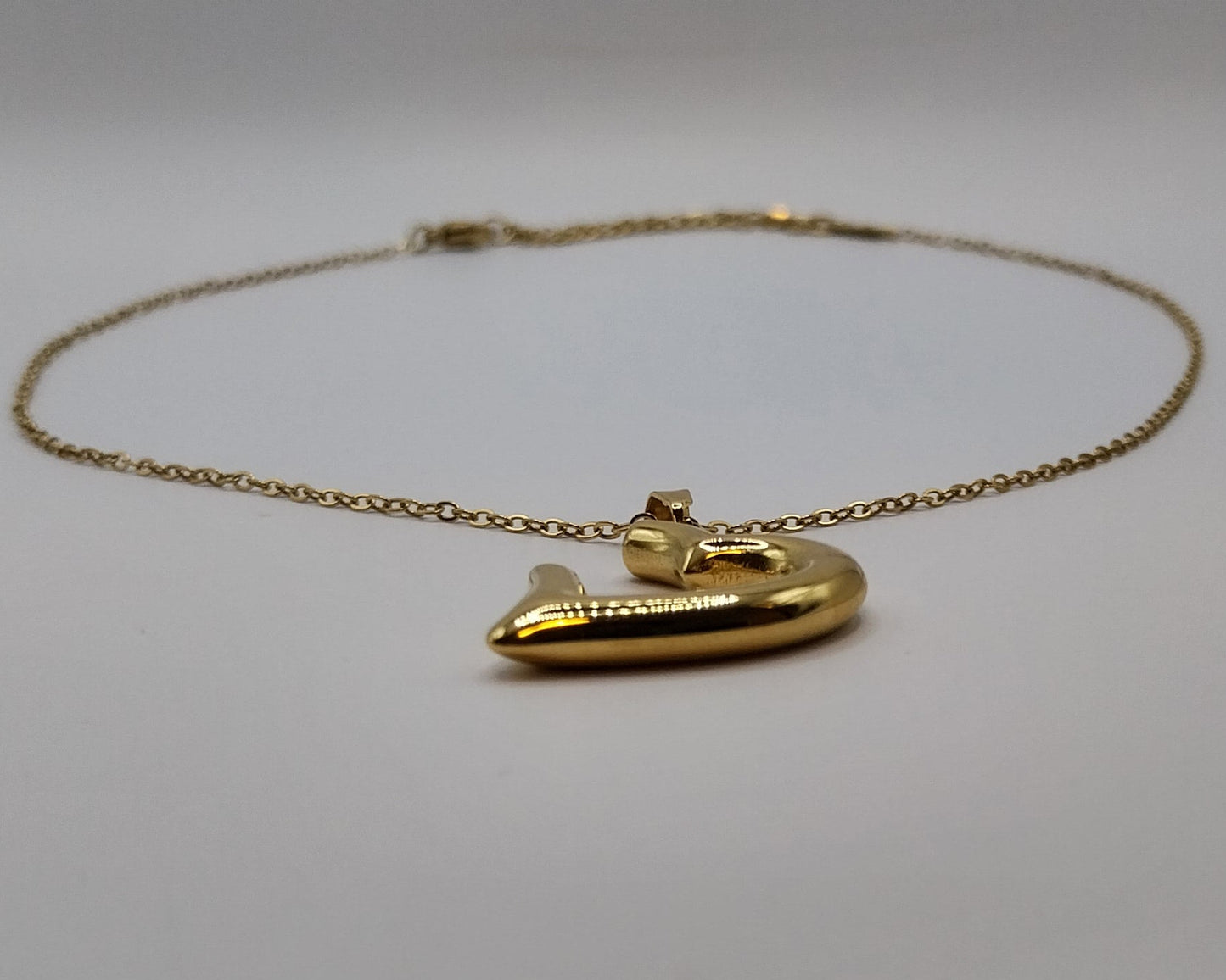 Damen-Halskette mit halb geschnittenem Herz-Design aus Edelstahl –  Wasserfest