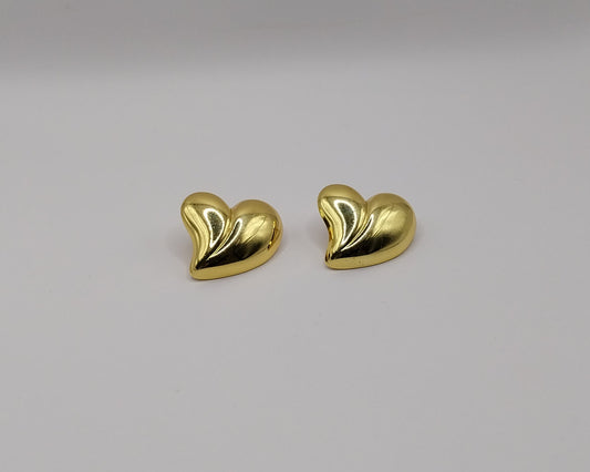 Damen Ohrringe aus Edelstahl – Goldfarbenes Herz Design, wasserfest & langlebig