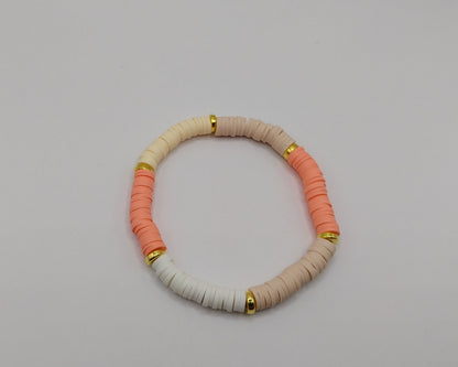 🌞 Handgemachtes Armband – Orange, Beige &amp; Gelb mit Goldakzenten 🌞