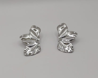 Edelstahl Statement Blumen-Ohrstecker in Silberoptik