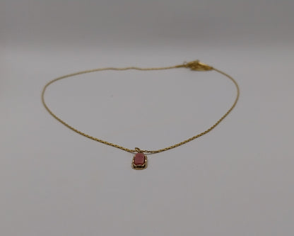 Edelstahl Halskette mit rotem Stein – Elegante Statement Kette