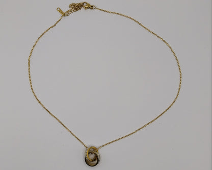 Elegante Goldfarbene Halskette mit Strass-Anhänger