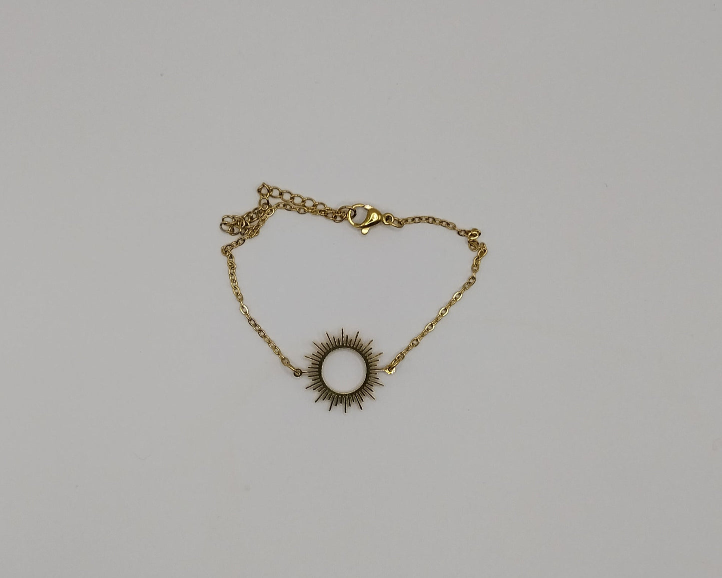 Edelstahl Armband mit Sonnenkreis – Boho Charm Armband für Damen