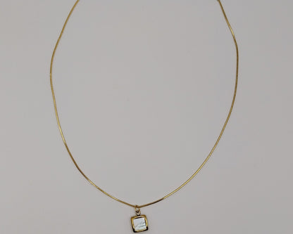 Damen-Halskette mit geometrischem Anhänger aus Edelstahl – Goldfarben & wasserfest