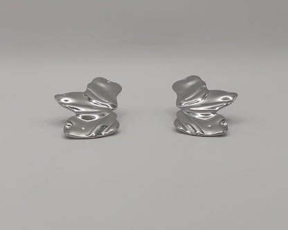 Edelstahl Statement Blumen-Ohrstecker in Silberoptik