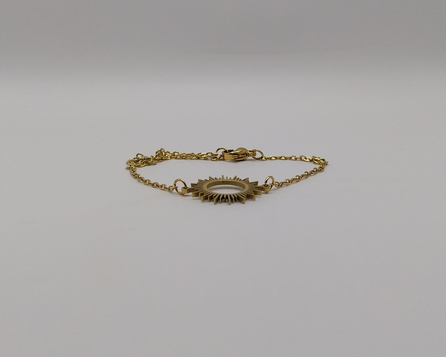 Edelstahl Armband mit Sonnenkreis – Boho Charm Armband für Damen