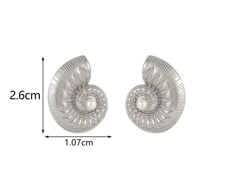 Moderne Edelstahl-Ohrringe im Muschel-Design – Silberfarben