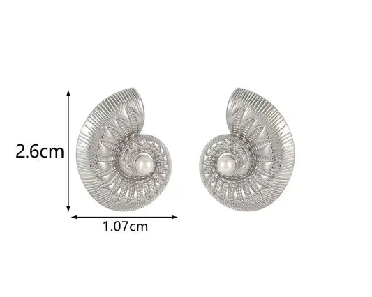 Moderne Edelstahl-Ohrringe im Muschel-Design – Silberfarben